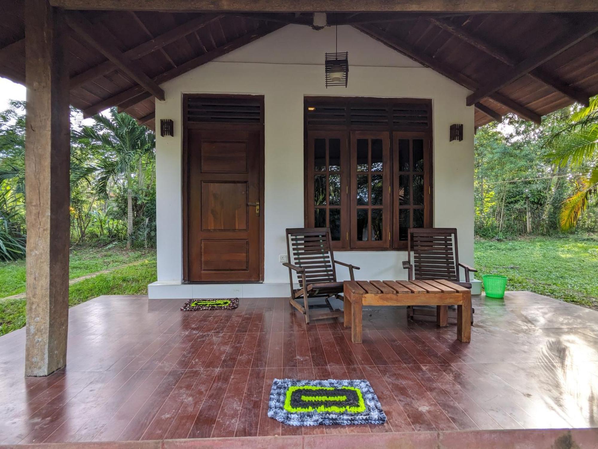 Silent Cabana And Restaurant Marakolliya, Tangalle Buitenkant foto